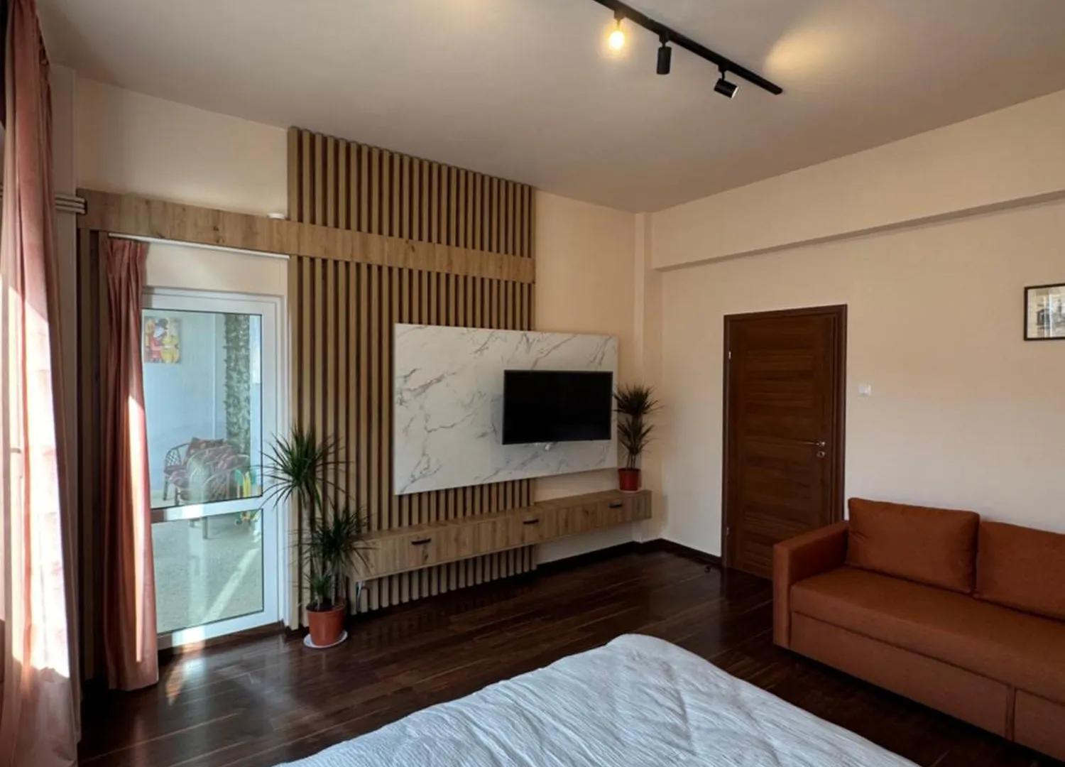 Amazing Double Studio #Near Calea Victoriei Bucharest
