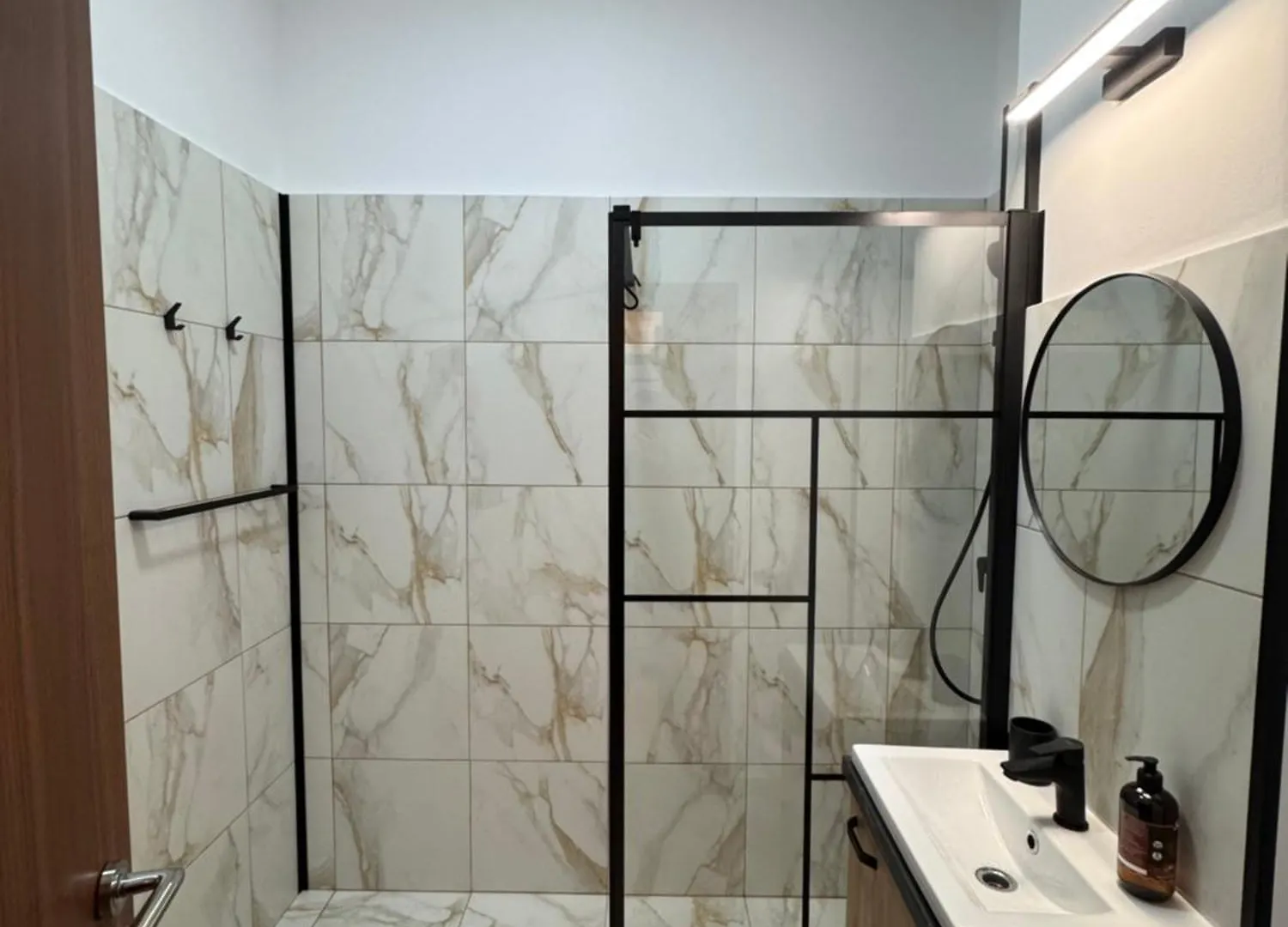 Amazing Double Studio #Near Calea Victoriei Bucharest